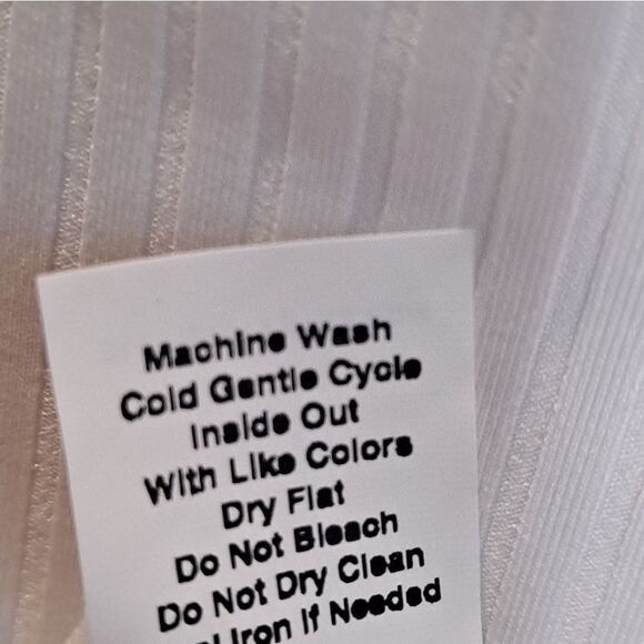 EleVen by Venus Williams Women's Love to Love Rib Tee Medium - Picture 7 of 7